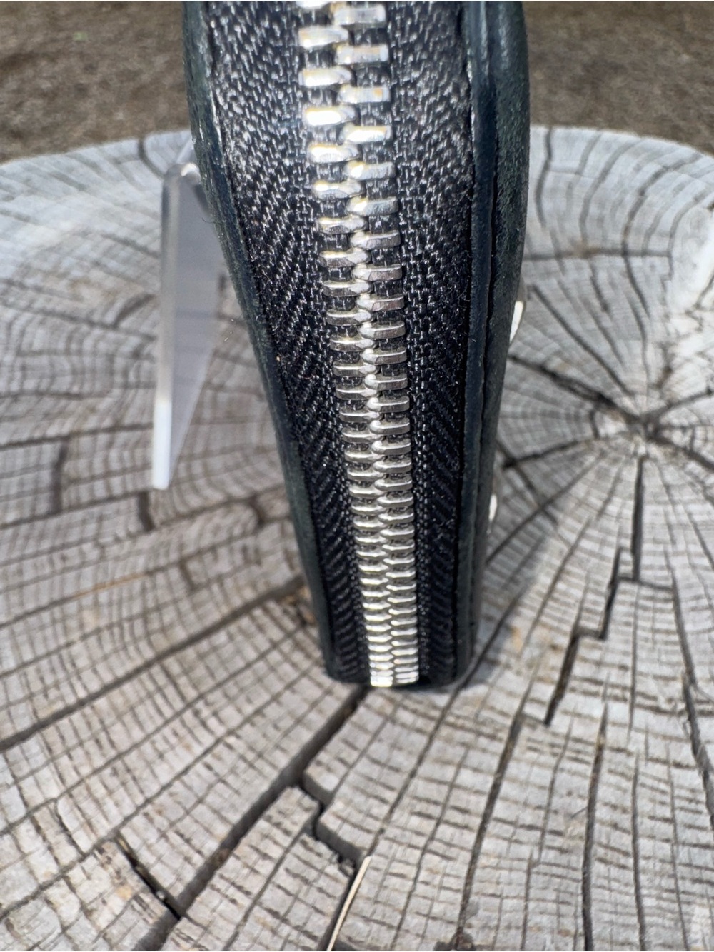 Jimmy Choo Black Leather Zip Wallet - Picture 9 of 9